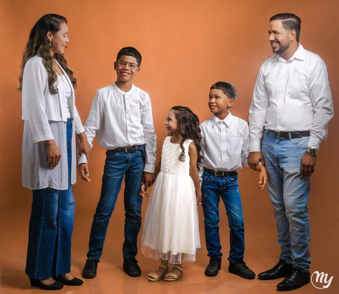 Familia